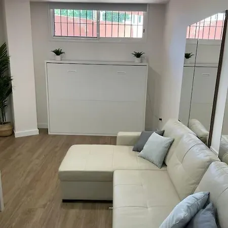 Precioso Estudio Recien Reformado Con Piscina. Appartement Torremolinos