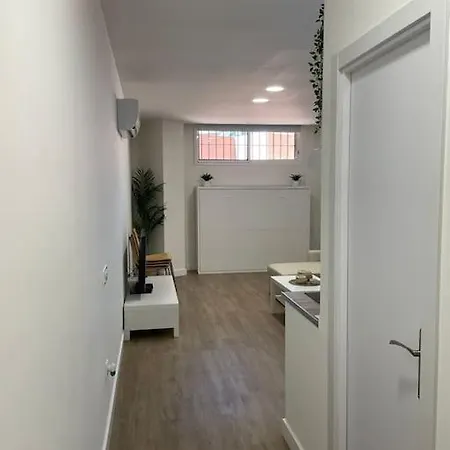 公寓 Precioso Estudio Recien Reformado Con Piscina. *